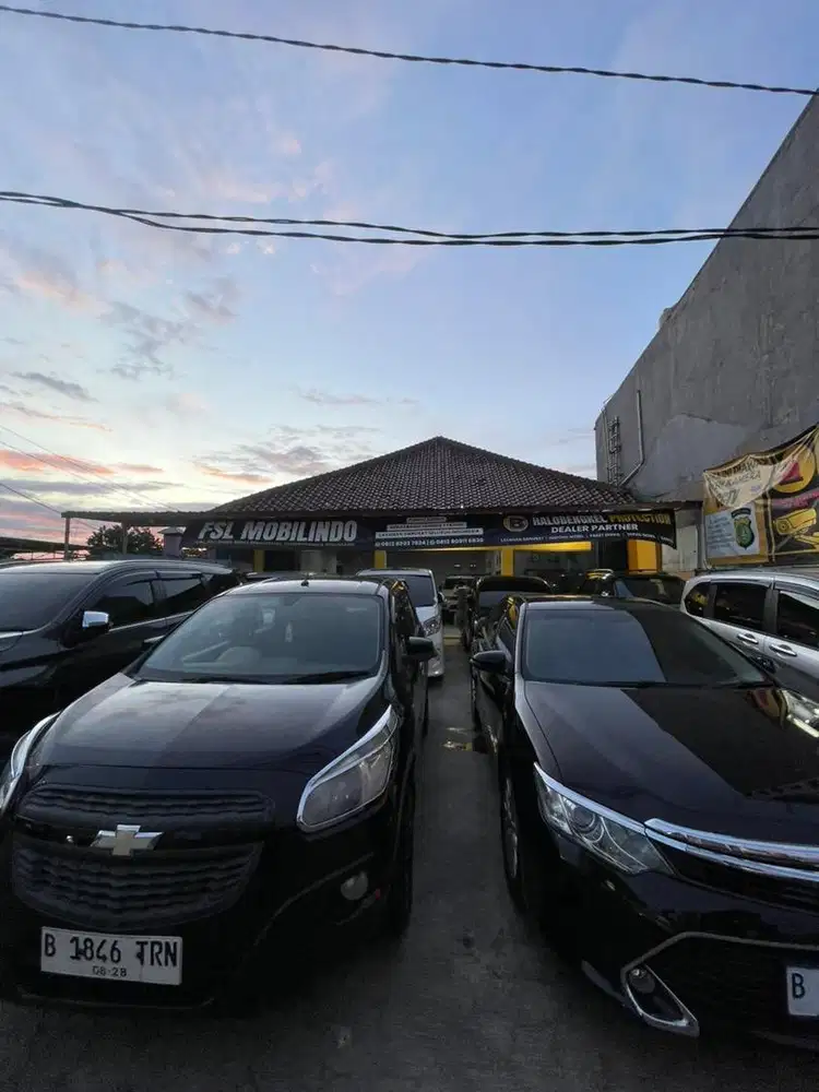 dibutuhkan ADMIN showroom