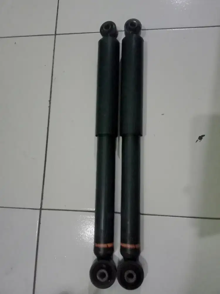 Fs shockbreaker belakang Toyota Rush