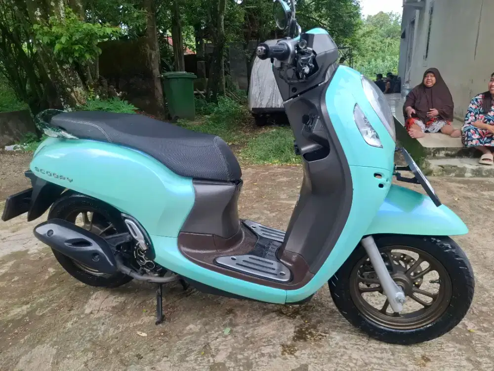 Honda scoopy kunci keyles tahun 2024 plat jaksel km16 rb