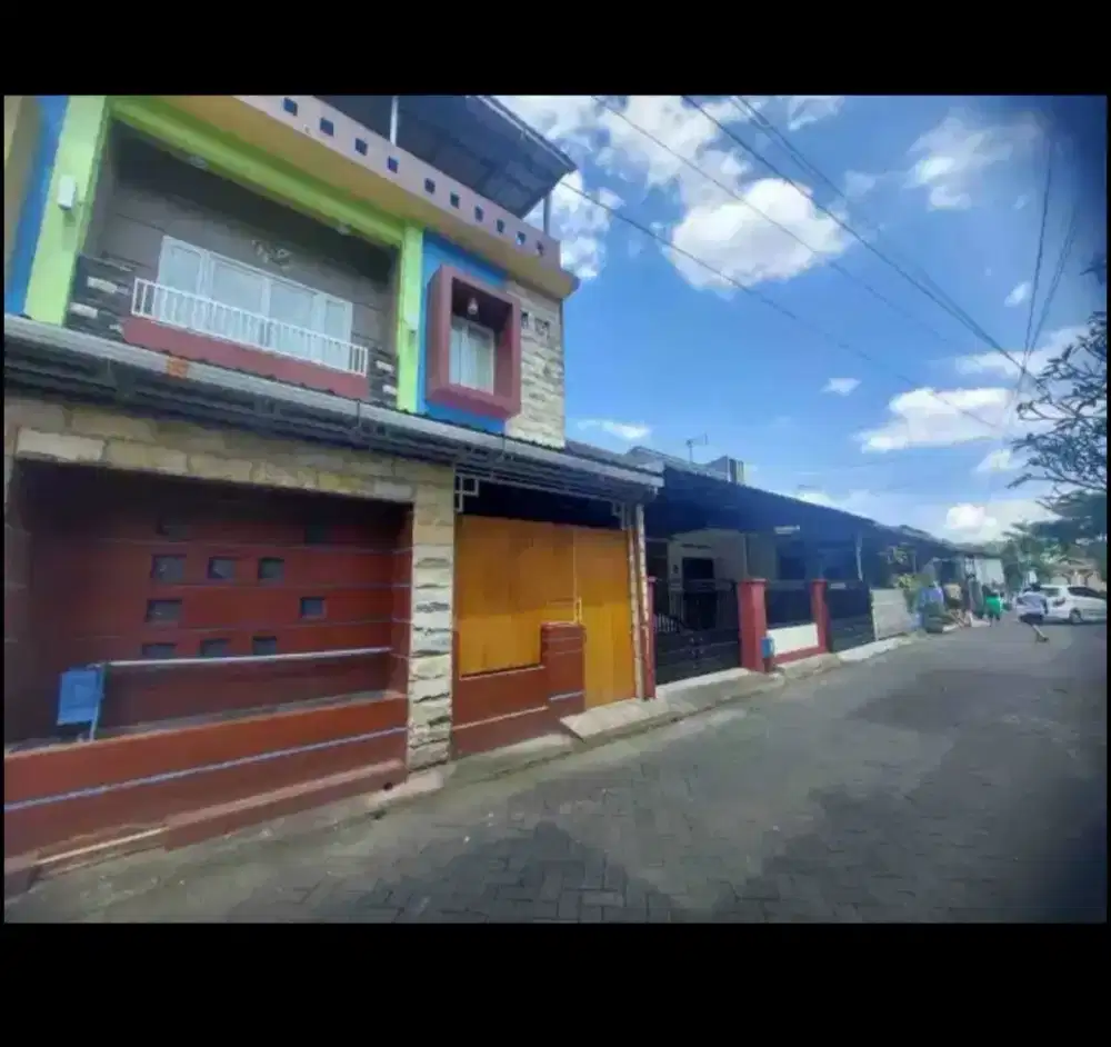 Kost Area Ikan Ikan Dekat Soekarno Hatta Tiga Lantai