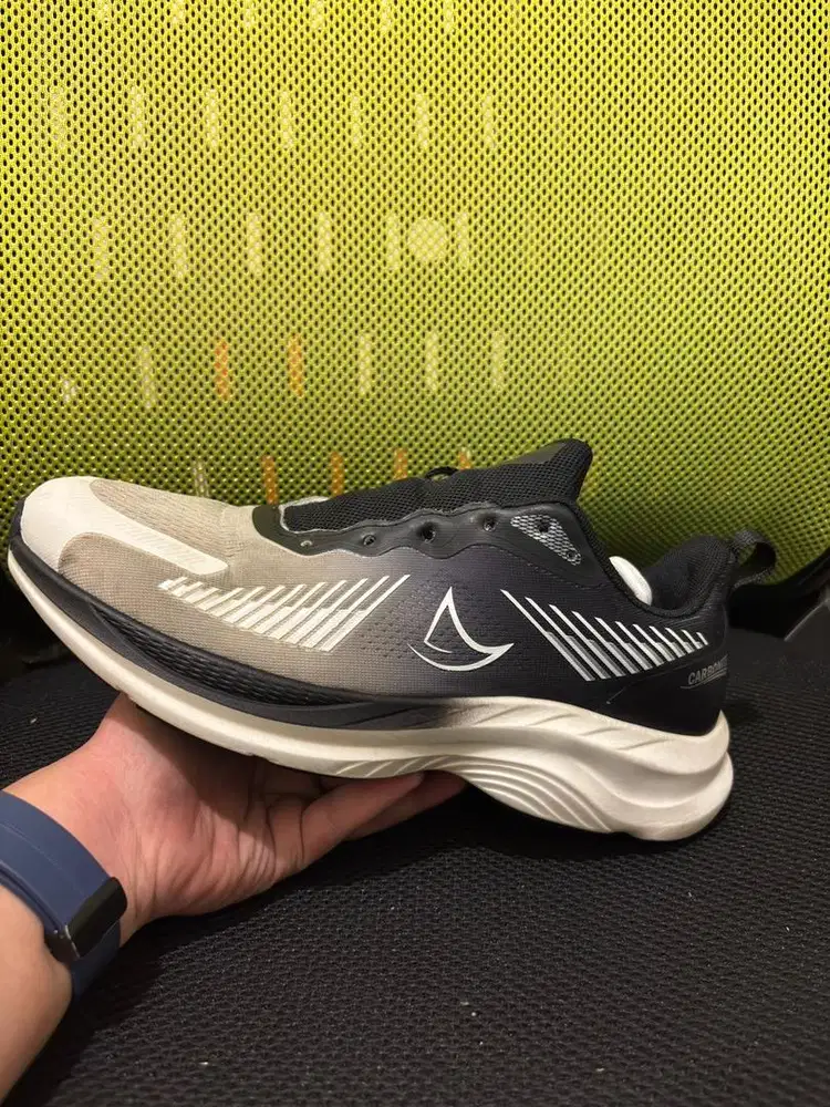 Jackson Active Carbonite Nimbus Black