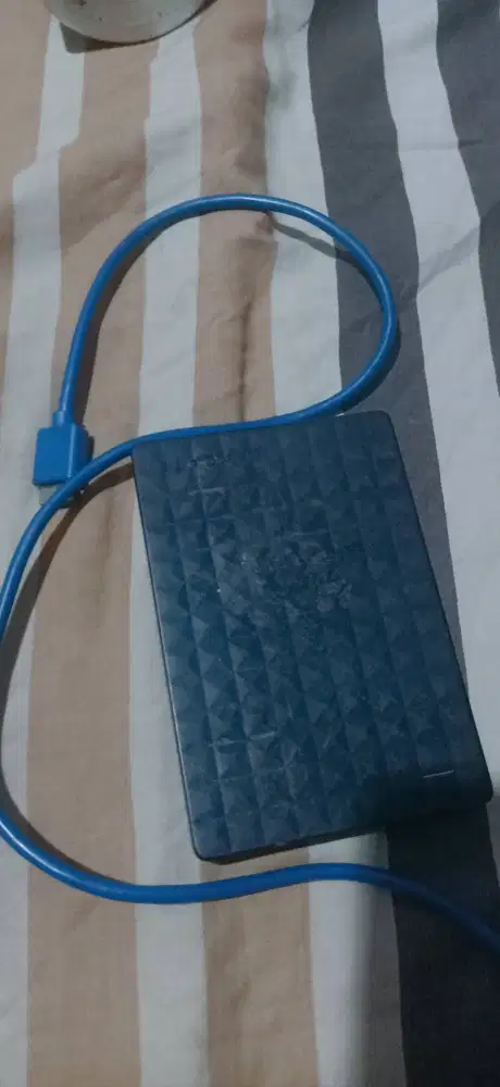 Jual hardisk eksternal merk Seagate expansion 1TB