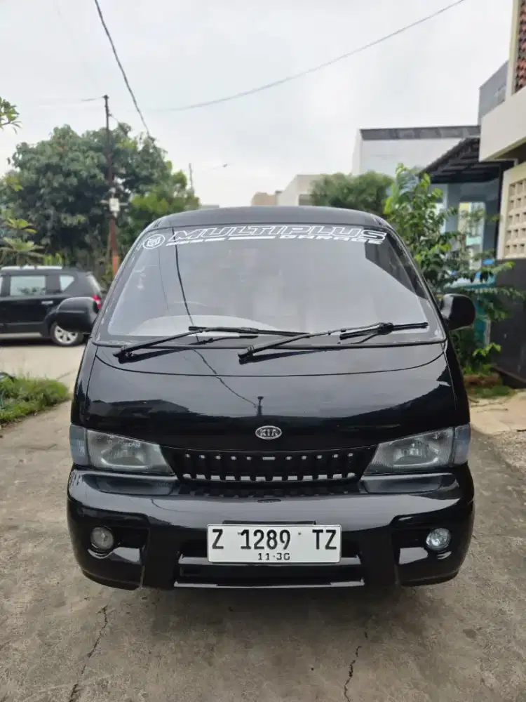 KIA Pregio Diesel 2004
Body mulus
Mesin bagus