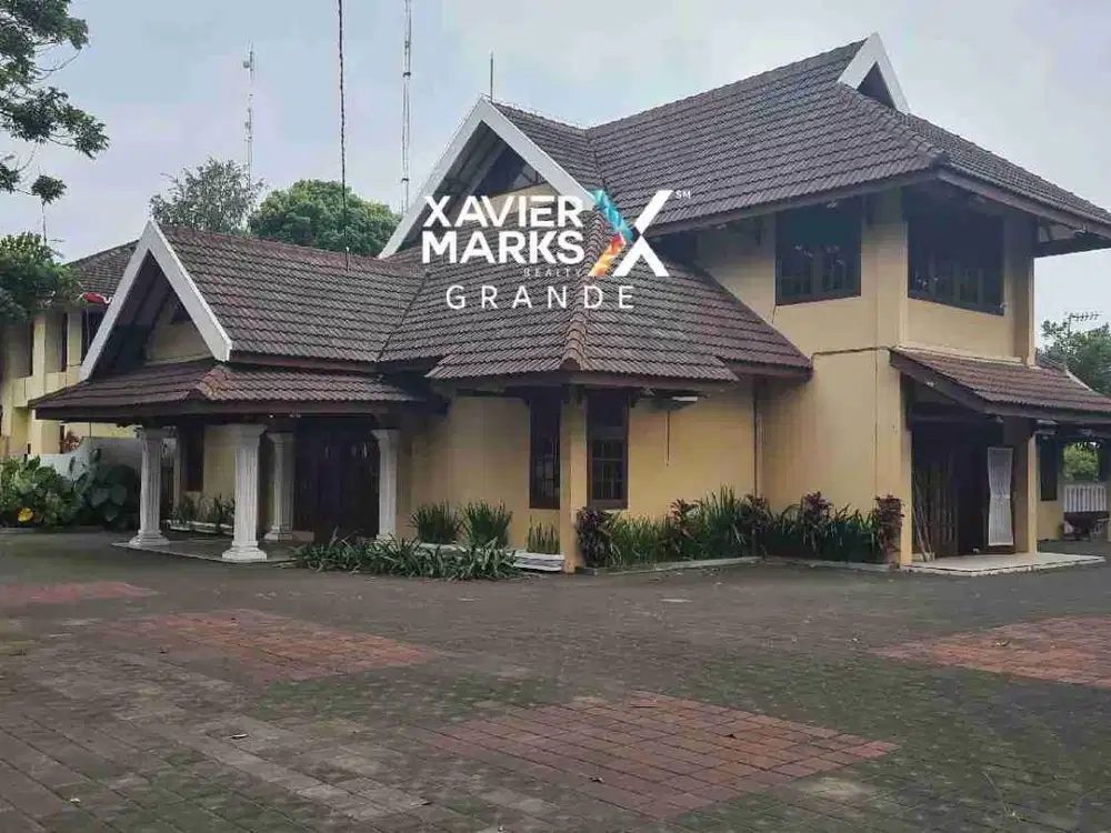 DIJUAL RUMAH DENGAN TANAH LUAS DI NOL JALAN RAYA ARJOSARI, MÀLANG