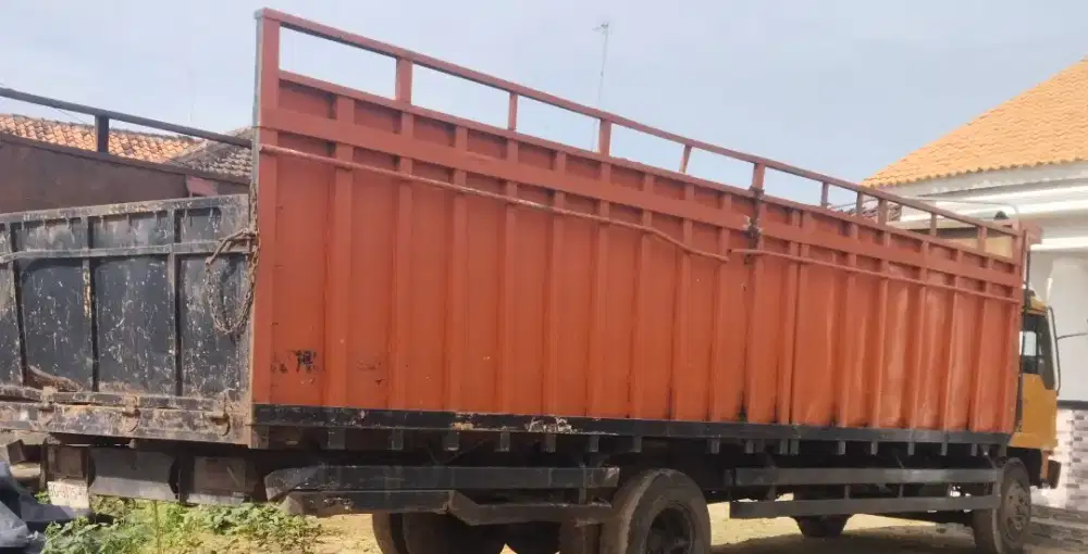 Fuso fighter tahun 1993