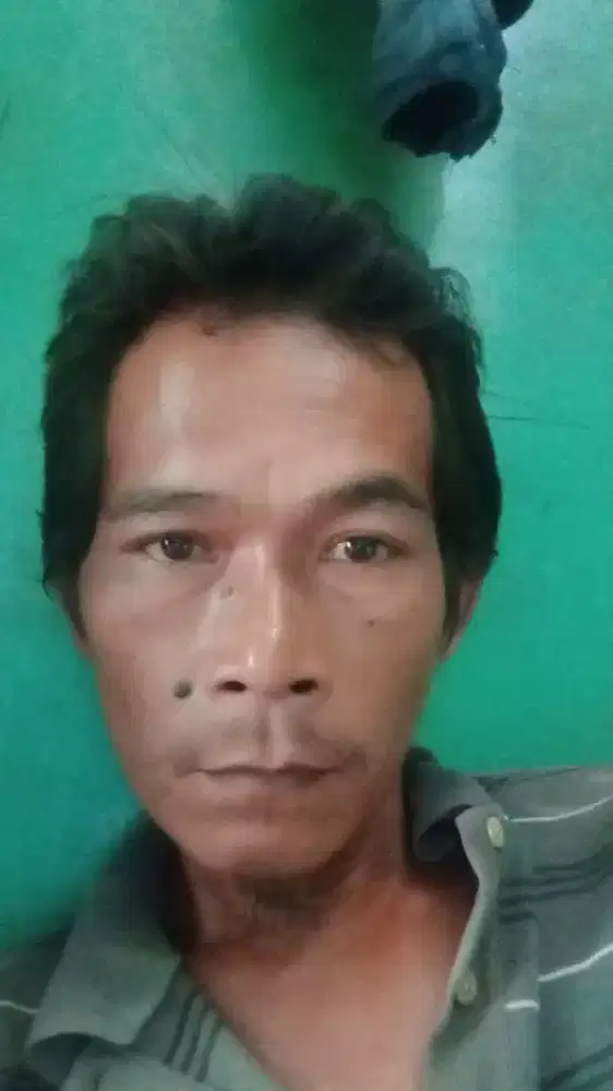 Mencari pekerjaan apa saja serabutan