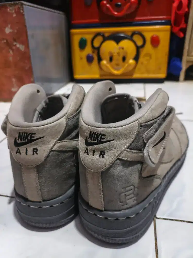 NIKE AIR FORCE 1 MID SUEDE VINTAGE