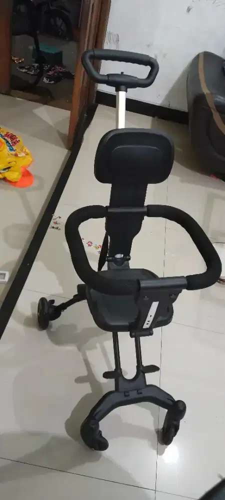 Kereta dorong anak/balita