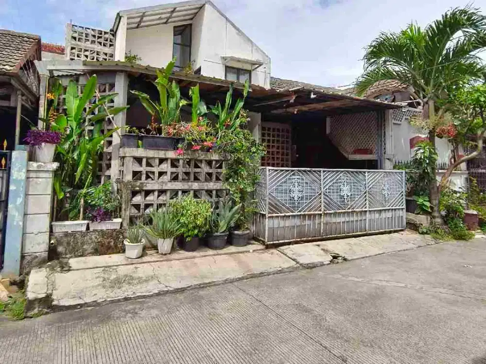 Dijual rumah murah industrial 2 lantai LT 109LB 160 di Pekayon galaxy  siap huni bebas banjir