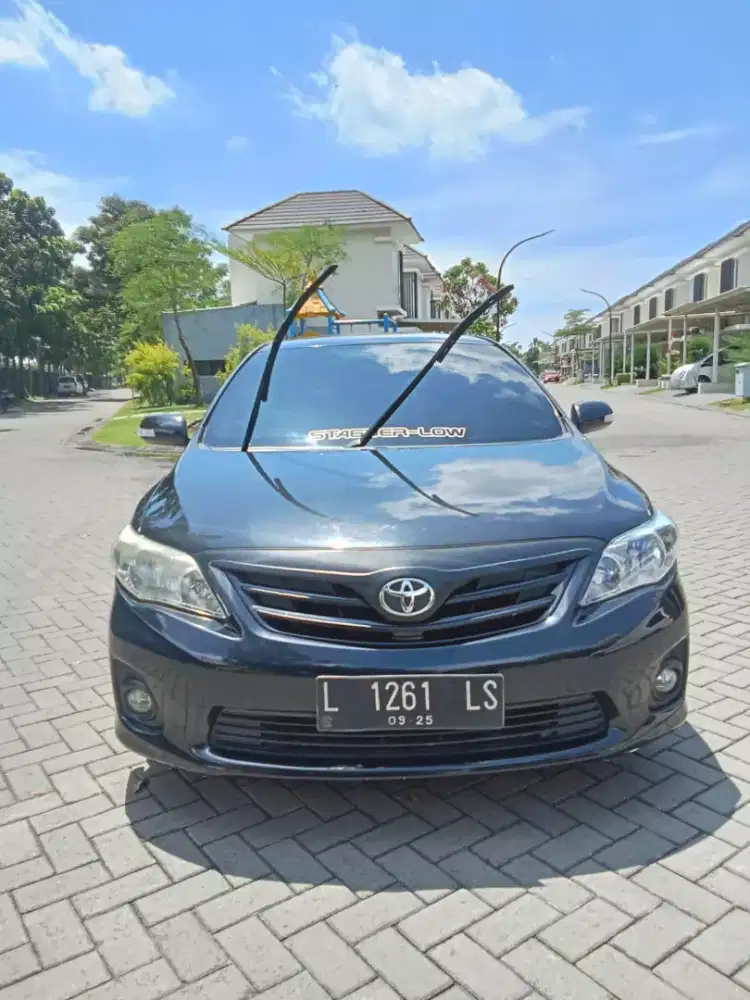 Toyota Corolla Altis 2011