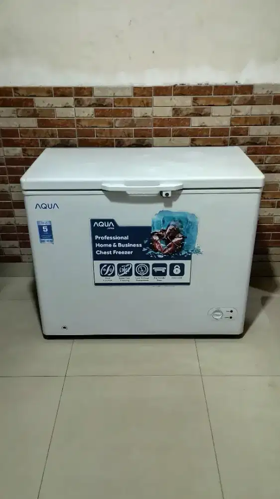 FREZZER AQUA 200 LTR