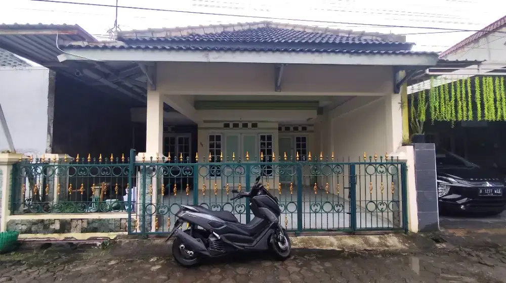 Dijual Rumah Di Sumber banjarsari Surakarta