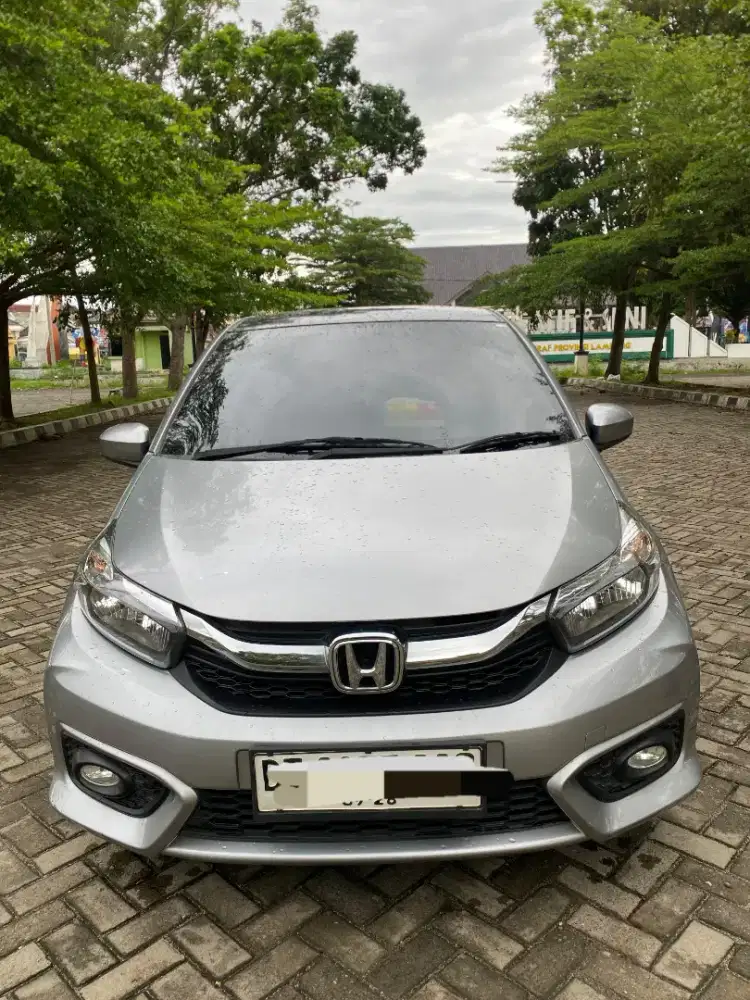 Brio E CVT Tahun 2021