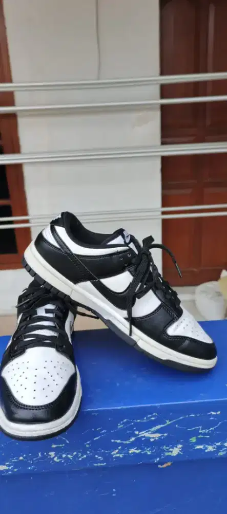 Nike DUNK low panda original size 43