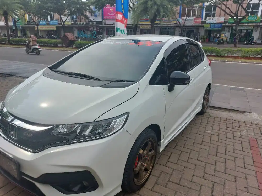 Honda jazz Rs triptonik At