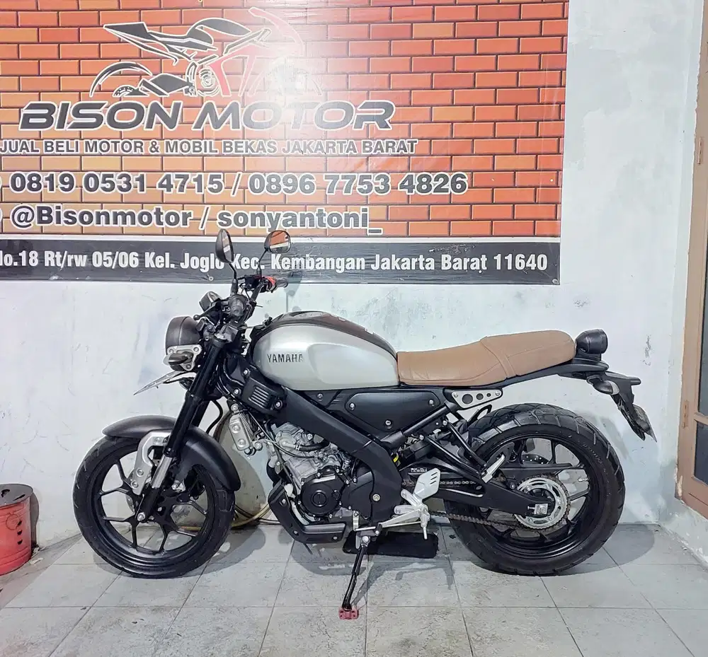 YAMAHA XSR 155 VVA USD TAHUN 2021 AKHIR ISTIMEWA WARNA SILVER
