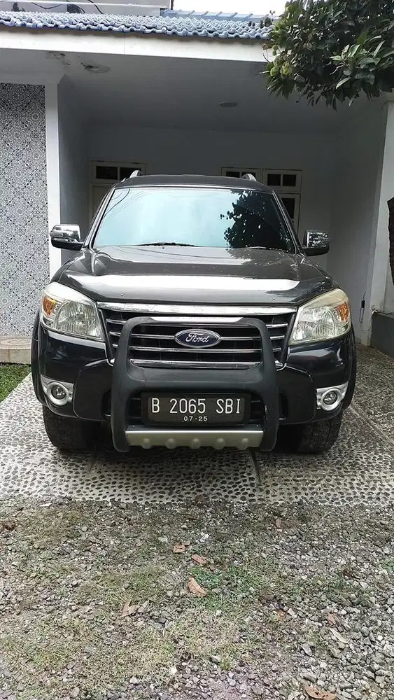 Ford Everest 2.5 TDCI matic