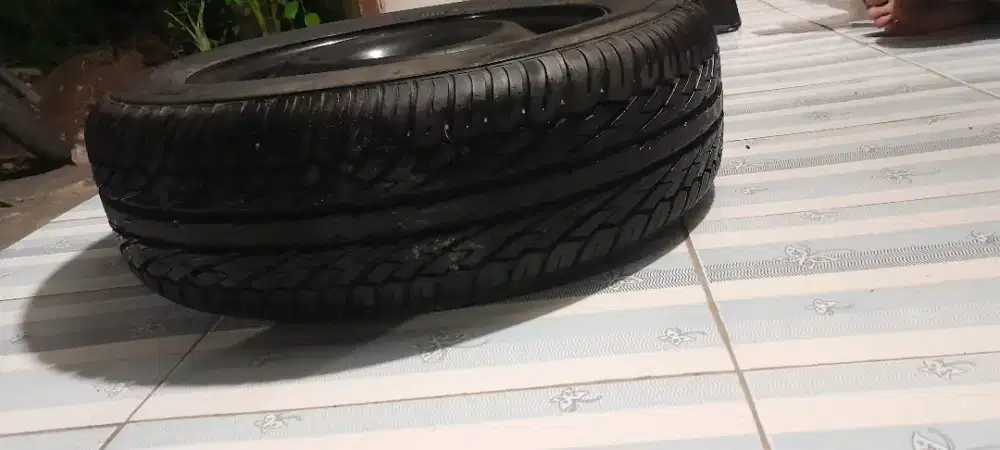 Velg dan Ban serep