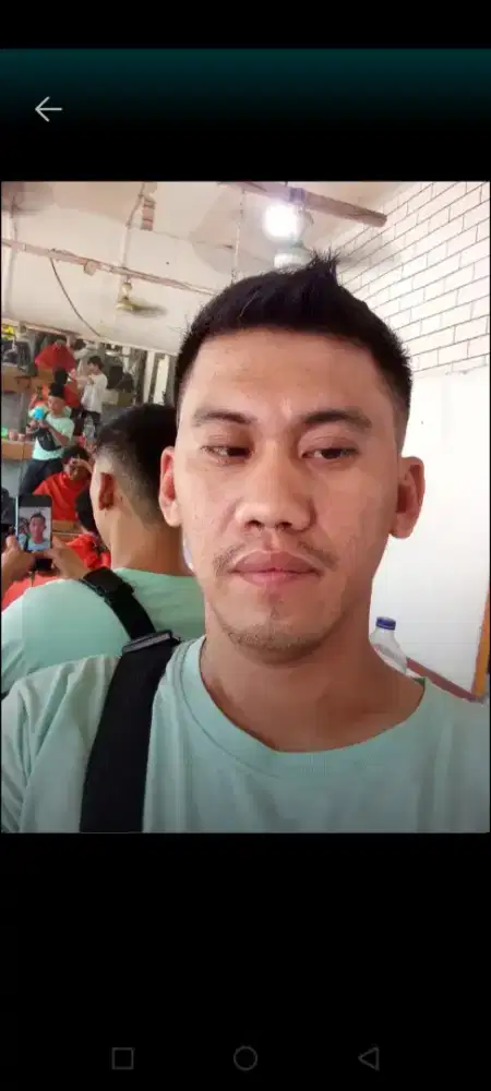 Cari kerjaan apah ajjh nginep gpp