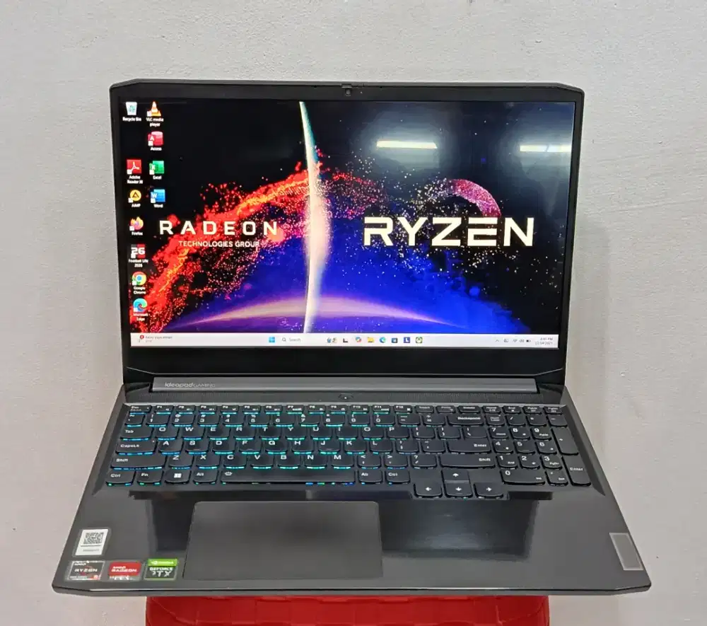 Lenovo ideaped Gaming 3 / Procesorr AMD Ryzen 5 5600H RTX 3050