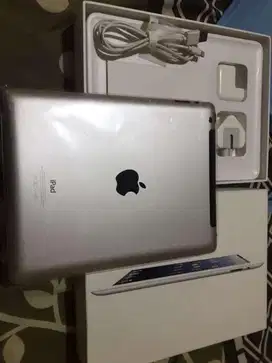 iPad series 4 silver colour 32 gb ( wifi + cellular ) kondisi apik bgt