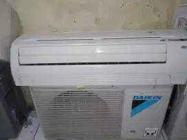 AC Daikin Thailand standar R 410 indoor dan outdoor remote