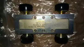 3DB HYBRID COUPLER 700 - 2700MHz KRF 111 53/2 R1A MADE IN USA LENGKAP
