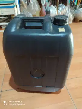 Jerigen hitam 35 liter