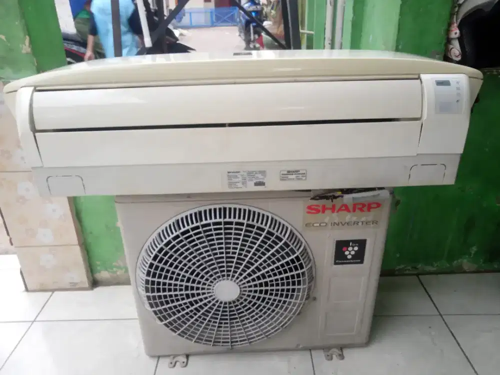 Servis AC dan cuci AC