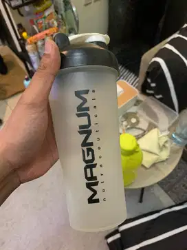 Botol minum gym olahraga shaker