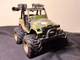 TOYOTA LAND CRUISER FJ40 MILITARY TACTICAL MONSTER TRUCK DIECAST 1:32