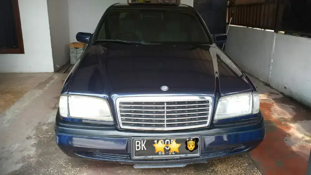 Mercedes Benz C 180