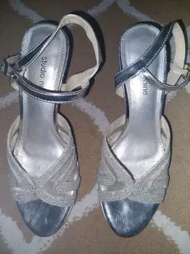 Heels studio nine size 36,silver