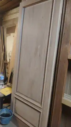 Daun pintu kamper