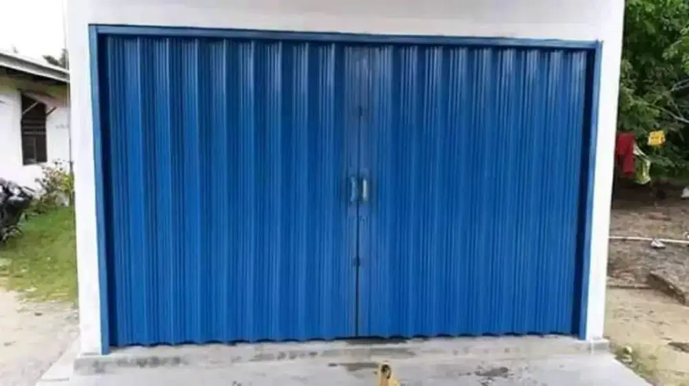 Roling door folding gate