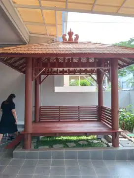 Saung Gelugu Kelapa - Pembuatan Gazebo Kelapa dan Bambu