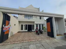 RUMAH MEGAH GRESS  DI RAWAMANGUN