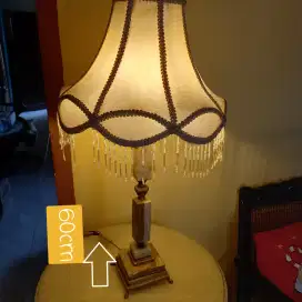 Lampu Duduk Meja Kuno