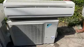 Ac daikin 2 PK harga plus pasang garansi 6 bulan dingin istimewa