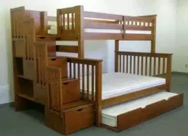 Dipan tempat tidur anak tingkat