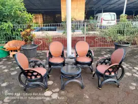 Kursi Cantik dari Ban