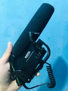 Microphone merek Boya untuk Syuting Video