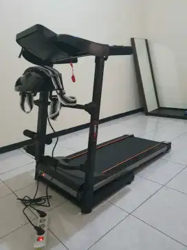 TREADMIL ELEKTRIK 3 FUNGSI LS609