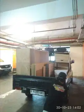 Jasa sewa pickup losbak untuk pindahan kontrakan