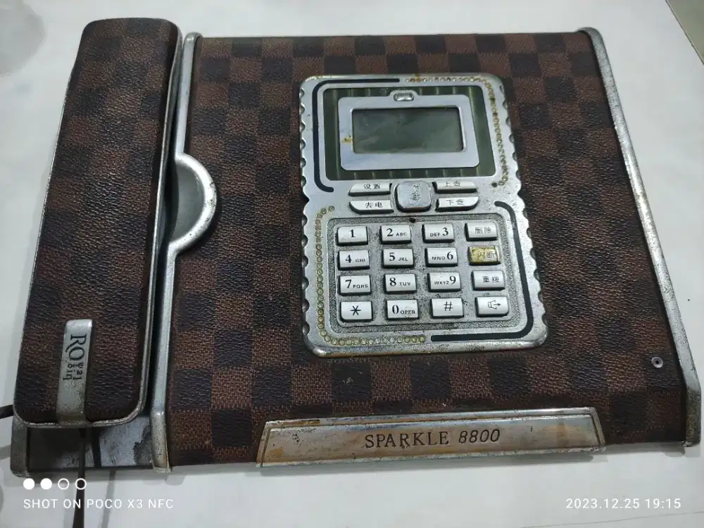 telepone sparkle 8800
