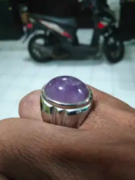 Batu cincin cubung Kalimantan ajib