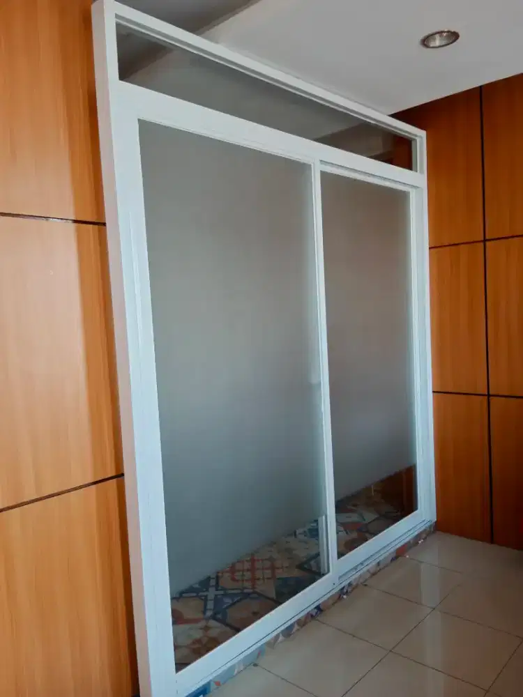 Pintu sleding door