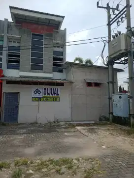 Ruko strategis 2 lantai di jalan utama Cisaranten Arcamanik Bandung