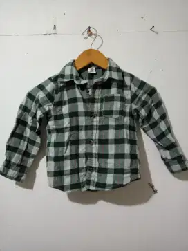 Kemeja flanel anak size 4