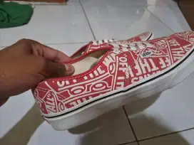 Sepatu vans authentic otw repeat red size 42/27 cm jual cepat murah BU